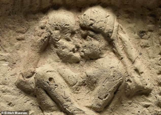 New study says earliest recorded kiss occurred 4500 years ago in Mesopotamia - Arkeonews